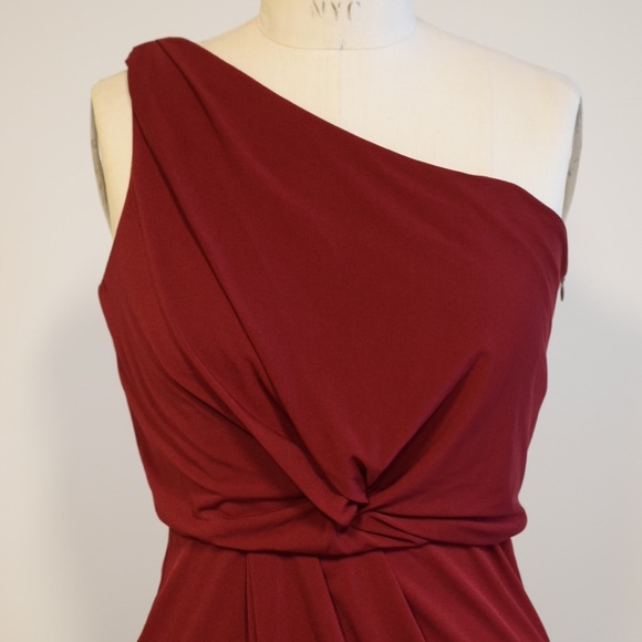 Hailey Adrianna Papell Jersey One-Shoulder Dress 4 - Picture 2 of 8